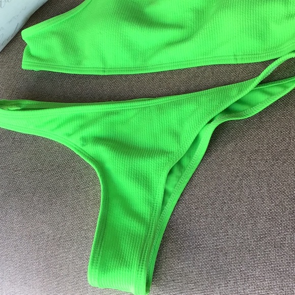 Neon cheeky Only Fans bikini Size Medium - Picture 3 of 10